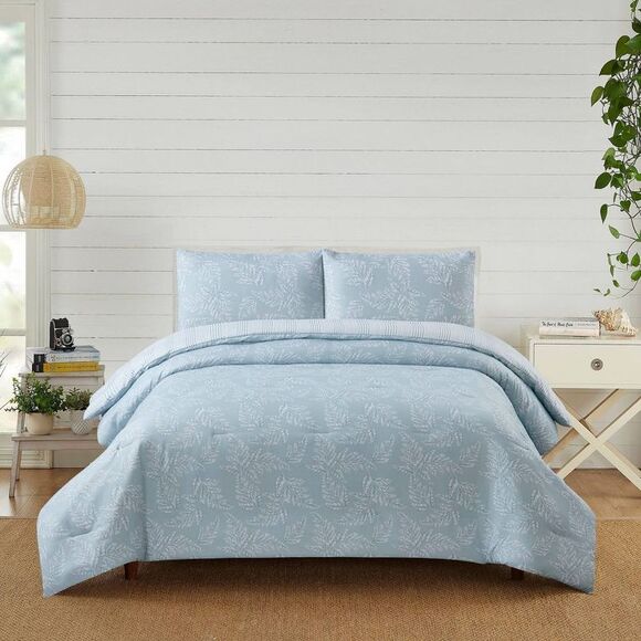 Modern Heirloom Other - Modern Heirloom -  Full/Queen Leaf Comforter Blue Blue